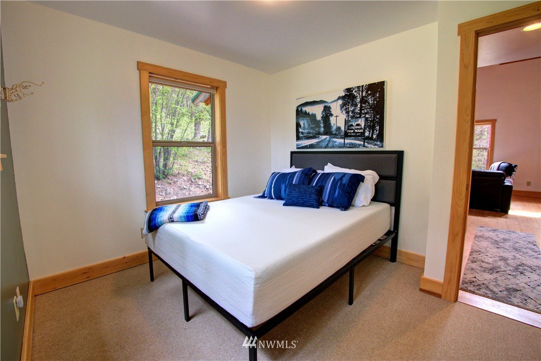 18 Highland Meadows Road Winthrop, WA 98862 - Photo 10 of 26 Gallery Image 10