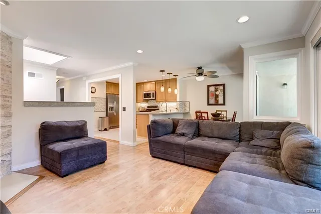 $710,000 | 22131 Caminito Vino, Laguna Hills, CA 92653