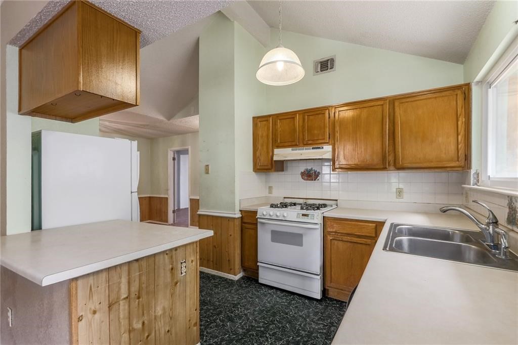 16821 Whitebrush Loop Austin, TX 78717 - Photo 9 of 23
