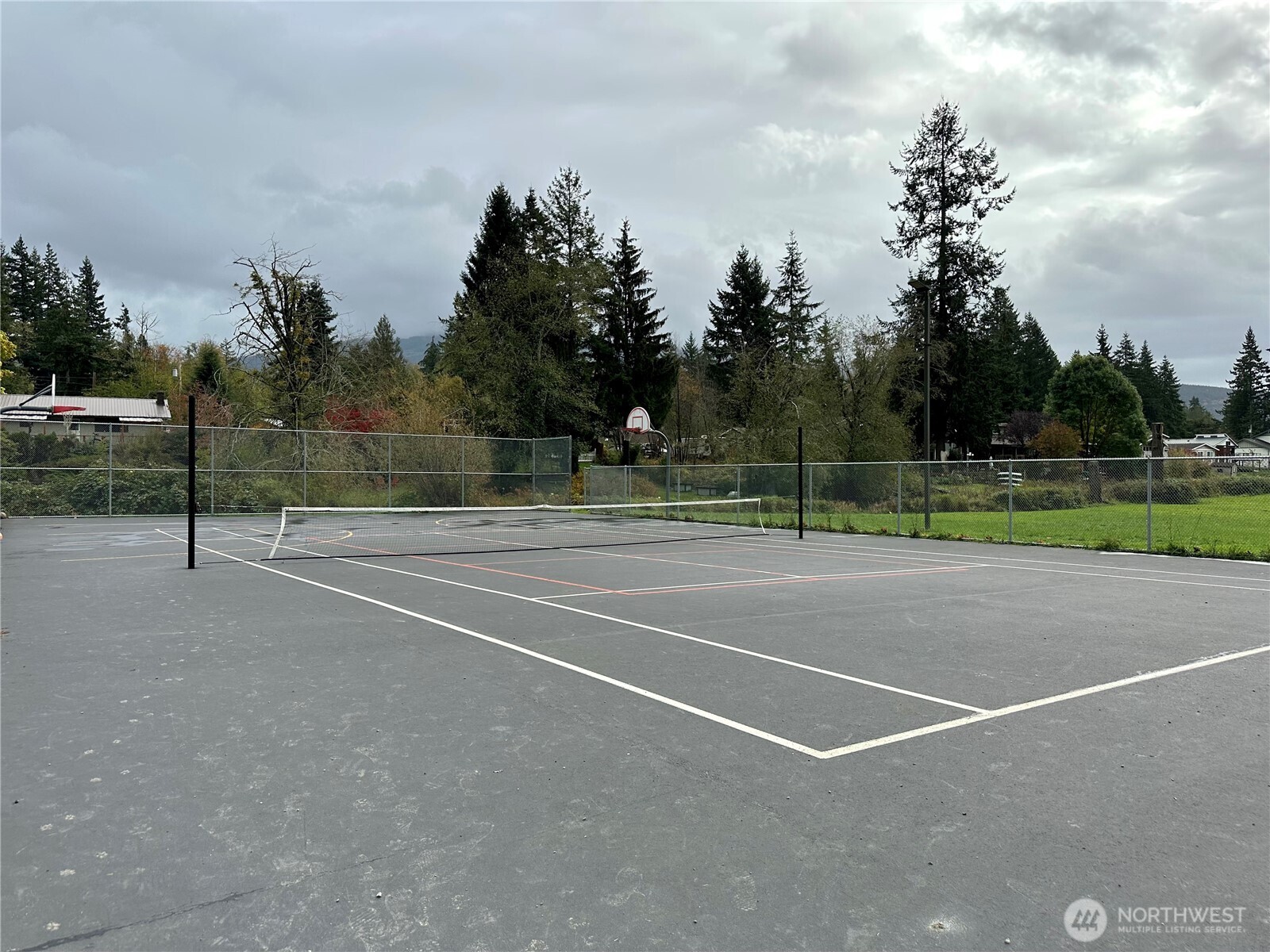 1 West Alder Drive Sedro-Woolley, WA 98284 - Photo 9 of 10 a view of a tennis court