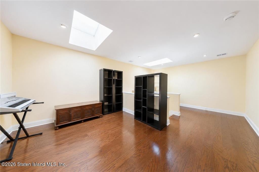 6475 Amboy Road Staten Island, NY 10309 - Photo 36 of 49 GetMedia (35)