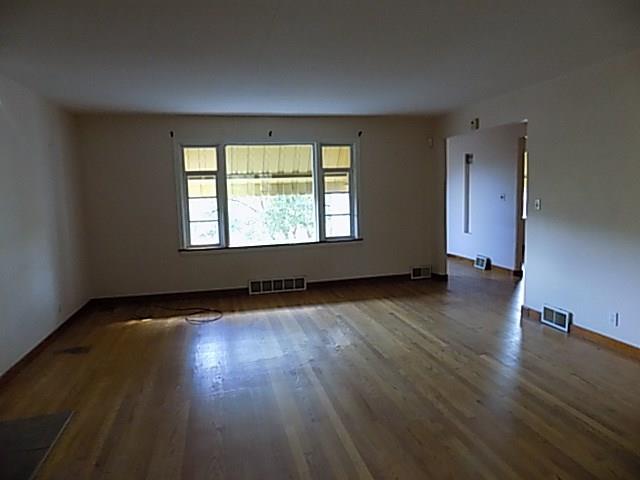 3277 Rainbow Run Road Monongahela, PA 15063 - Photo 9 of 23 Gallery Image 9