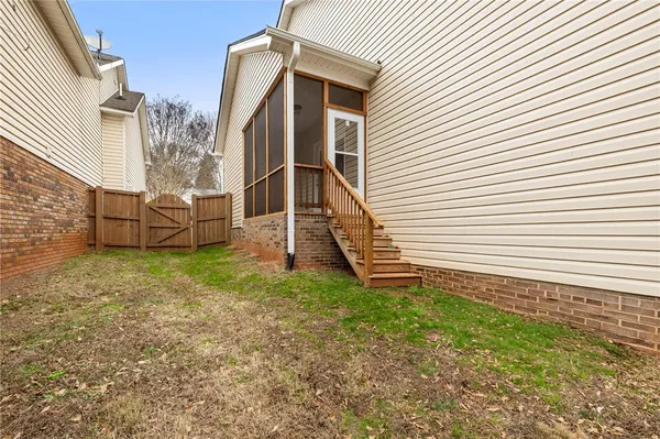 $294,900 | 102 Colonial Court, Pendleton, SC 29670