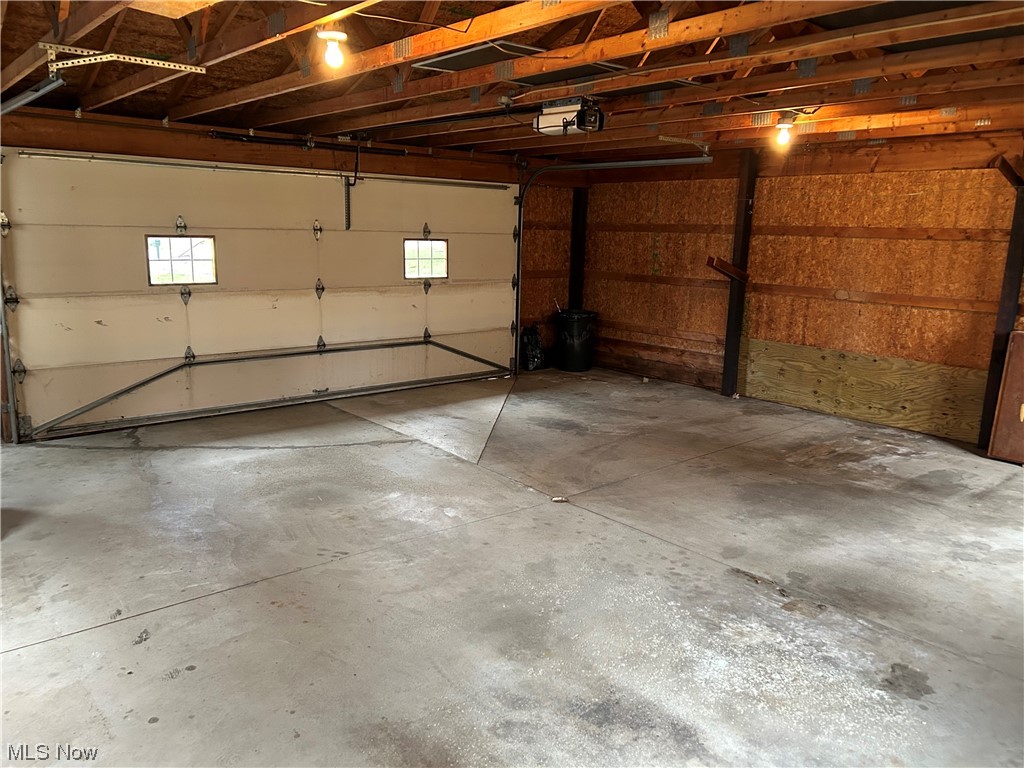 2458 South Columbus Road Wooster, OH 44691 - Photo 15 of 17 Garage with a garage door opener