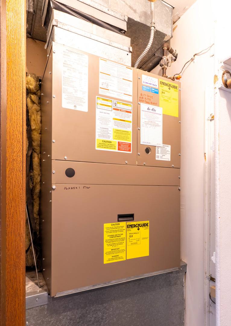 6401 West 64th Place, Unit 2W Chicago, IL 60638 - Photo 27 of 41