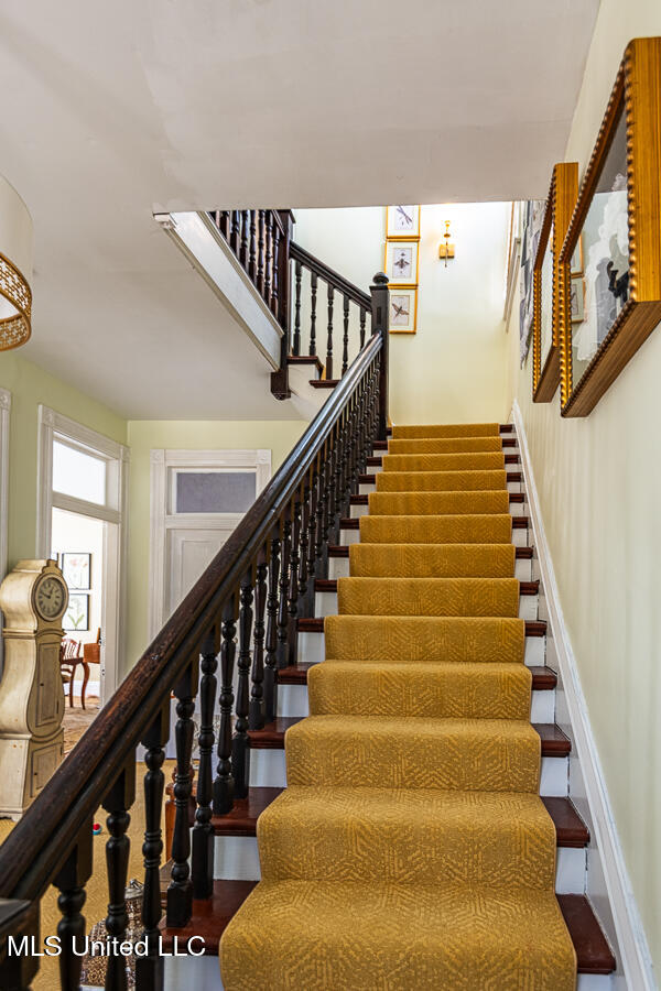 612 State Street Natchez, MS 39120 - Photo 13 of 55 612StateSt_LoRes-31