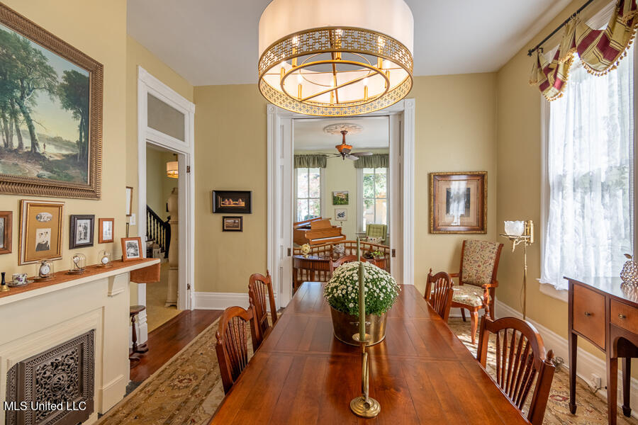 612 State Street Natchez, MS 39120 - Photo 18 of 55 612StateSt_LoRes-11