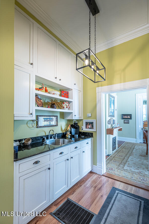 612 State Street Natchez, MS 39120 - Photo 23 of 55 612StateSt_LoRes-16