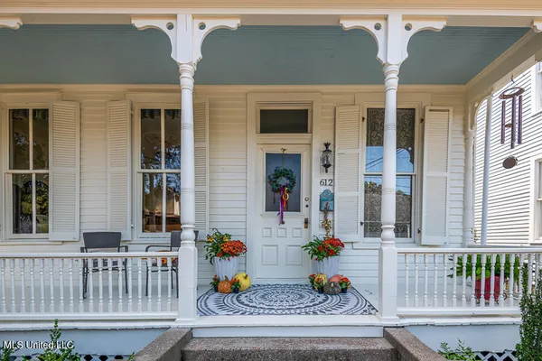 $379,500 | 612 State Street, Natchez, MS 39120