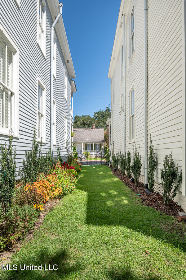 612 State Street Natchez, MS 39120 - Photo 51 of 55 612StateSt_LoRes-28