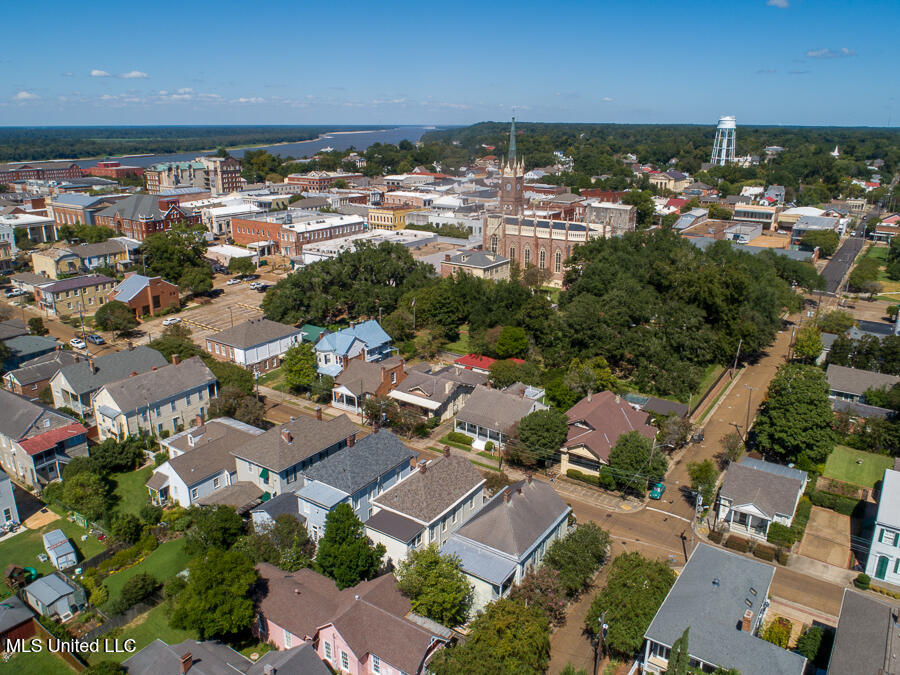 612 State Street Natchez, MS 39120 - Photo 54 of 55 612StateSt_LoRes-54