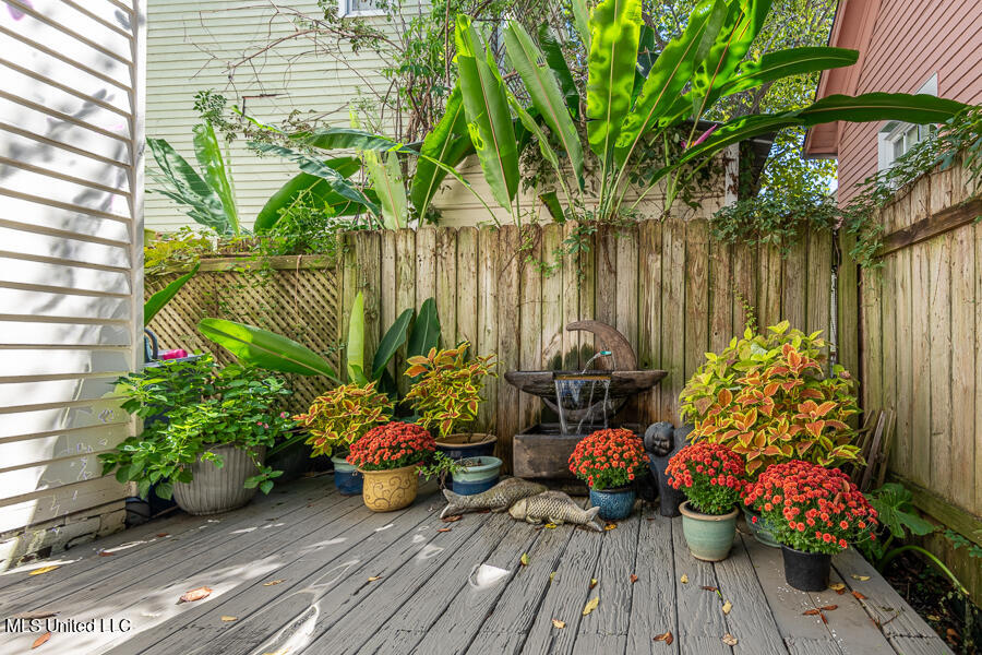 612 State Street Natchez, MS 39120 - Photo 8 of 55 612StateSt_LoRes-24