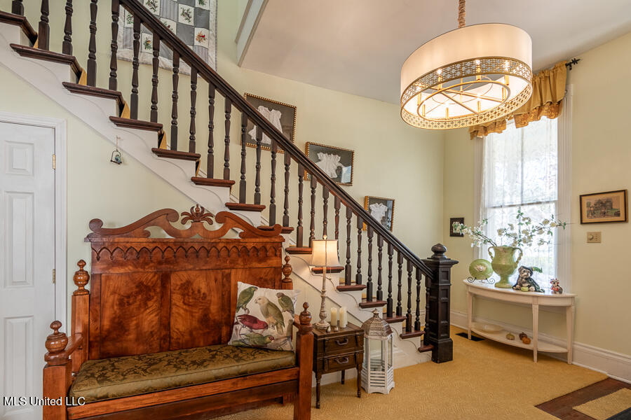 612 State Street Natchez, MS 39120 - Photo 9 of 55 612StateSt_LoRes-4