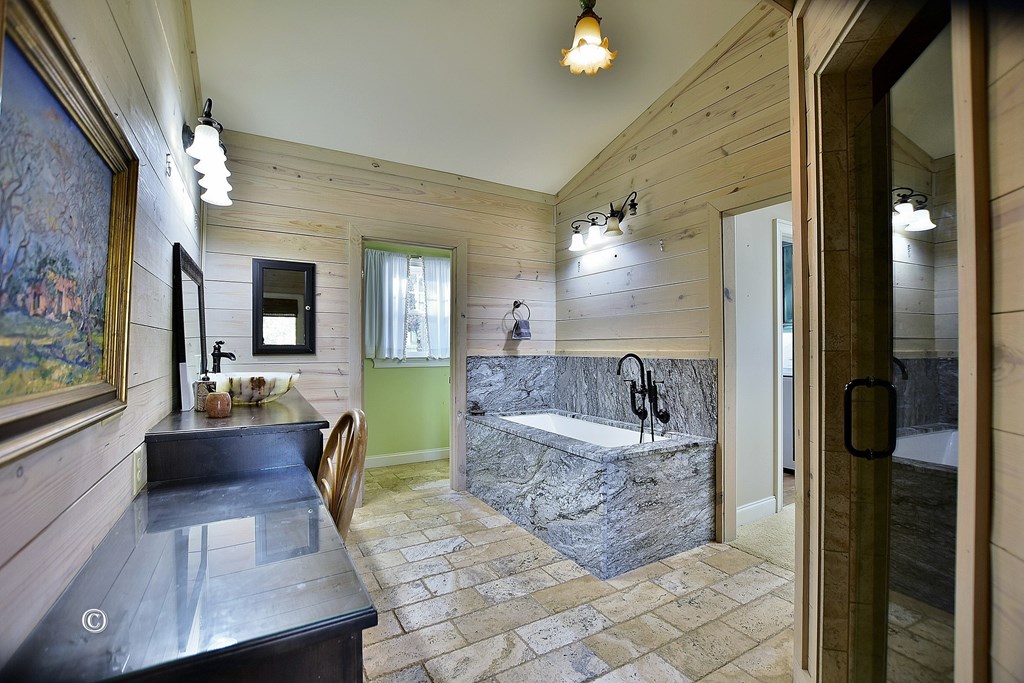 353 Pinetree Road Hamilton, GA 31811 - Photo 26 of 34 Primary Bathroom