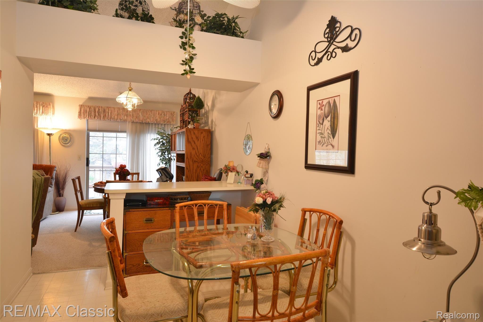 776 South Milford Road Milford, MI 48381 - Photo 10 of 17 Breakfast Nook