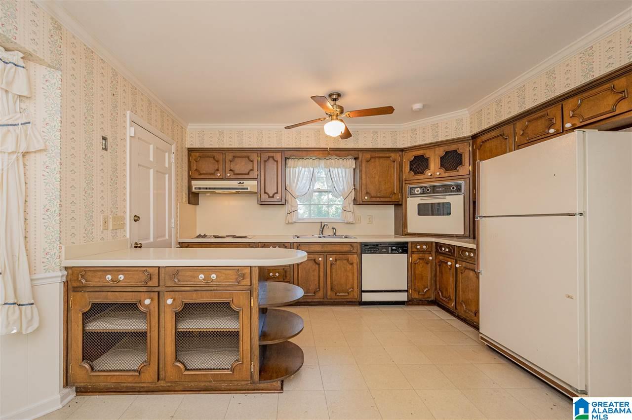 3609 Rockhill Road Birmingham, AL 35223 - Photo 10 of 50