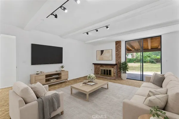 $1,250,000 | 10632 Nevada Avenue, Chatsworth, CA 91311