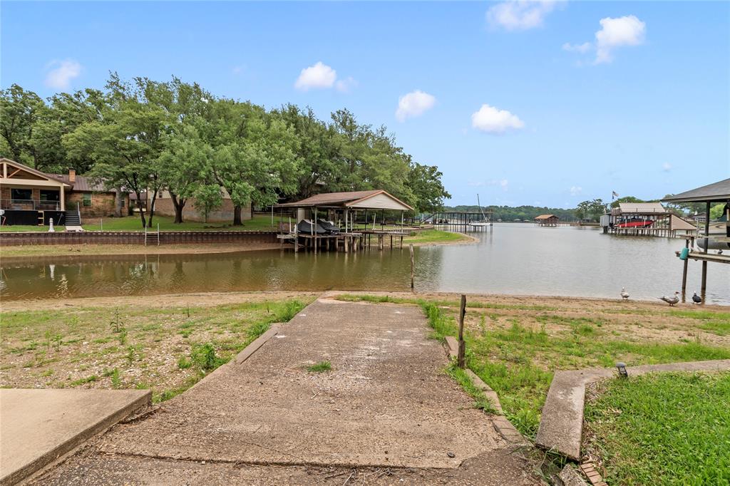111 Deer Island Road Mabank, TX 75156 - Photo 8 of 26 Private boat launch great convenience for all the water toys.