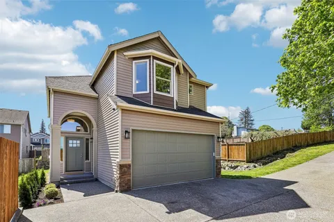 $599,000 | 4051 East J Street, Tacoma, WA 98404