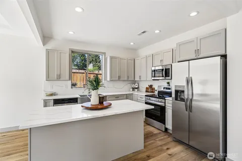 $599,000 | 4051 East J Street, Tacoma, WA 98404
