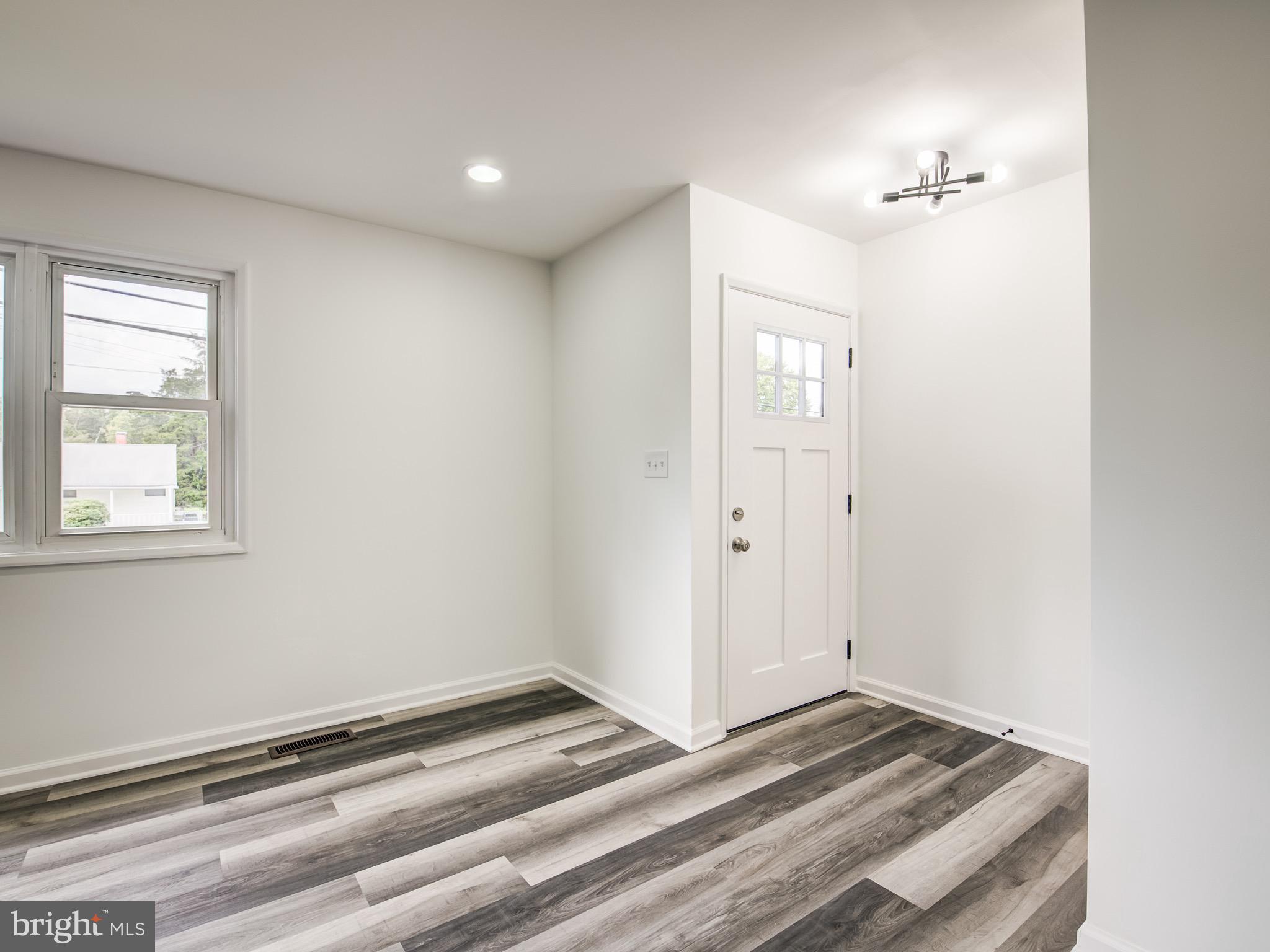 325 Brock Bridge Road Laurel, MD 20724 - Photo 4 of 47 Gallery Image 4