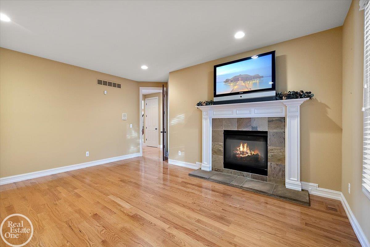 877 Quarry Drive Rochester Hills, MI 48306 - Photo 51 of 86