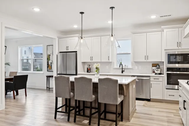 $887,000 | 3221 Knotts Drive, Thompson's Station, TN 37179