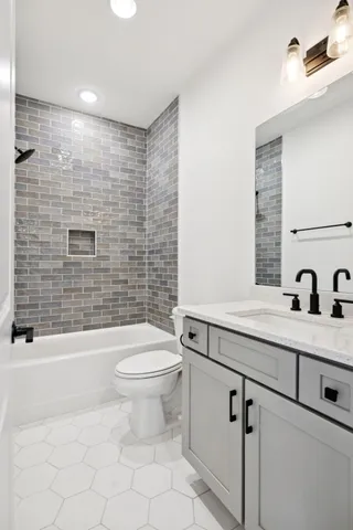 $887,000 | 3221 Knotts Drive, Thompson's Station, TN 37179