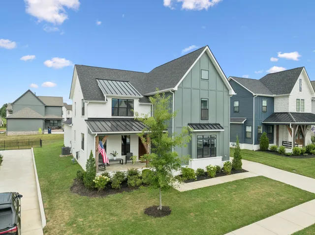 $887,000 | 3221 Knotts Drive, Thompson's Station, TN 37179