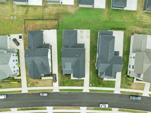 $887,000 | 3221 Knotts Drive, Thompson's Station, TN 37179