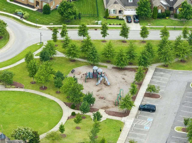 $887,000 | 3221 Knotts Drive, Thompson's Station, TN 37179