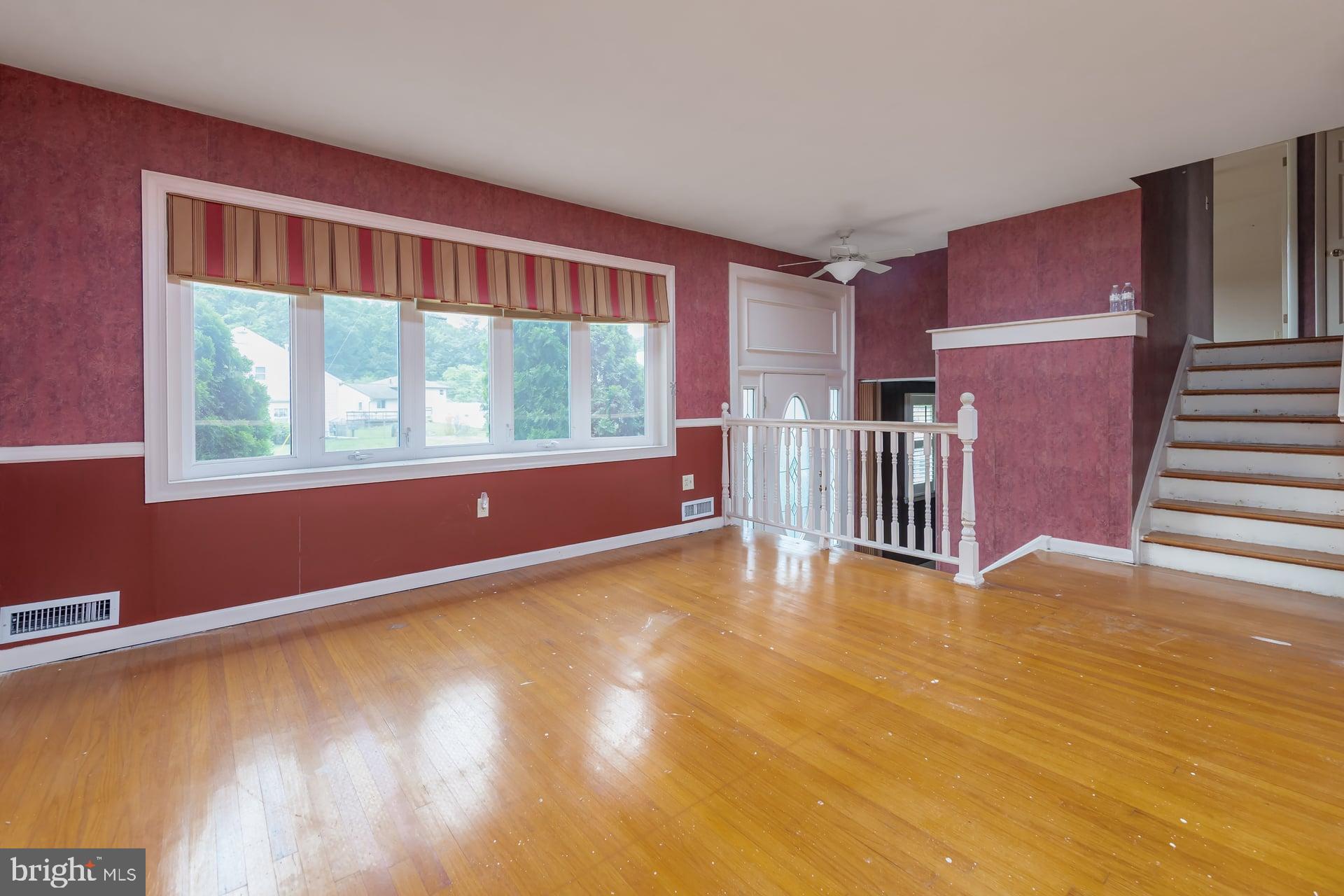 19 Timber Creek Road Stratford, NJ 08084 - Photo 4 of 17 Gallery Image 4