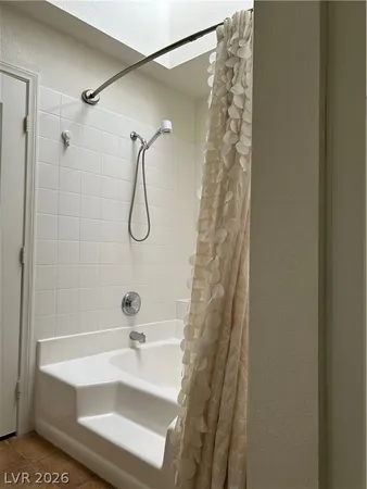 $1,700 | 9325 West Desert Inn Road, Unit 219, Las Vegas, NV 89117
