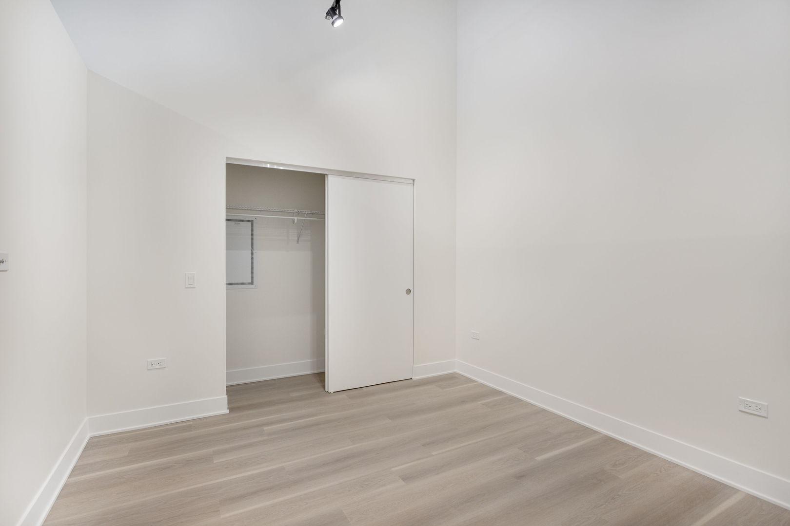 3801 West 26th Street, Unit 203 Chicago, IL 60623 - Photo 7 of 13