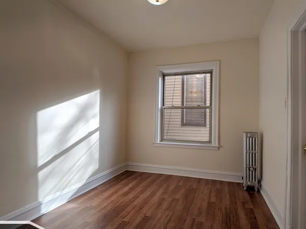 $1,850 | 2536 North Sawyer Avenue, Unit 206, Chicago, IL 60647