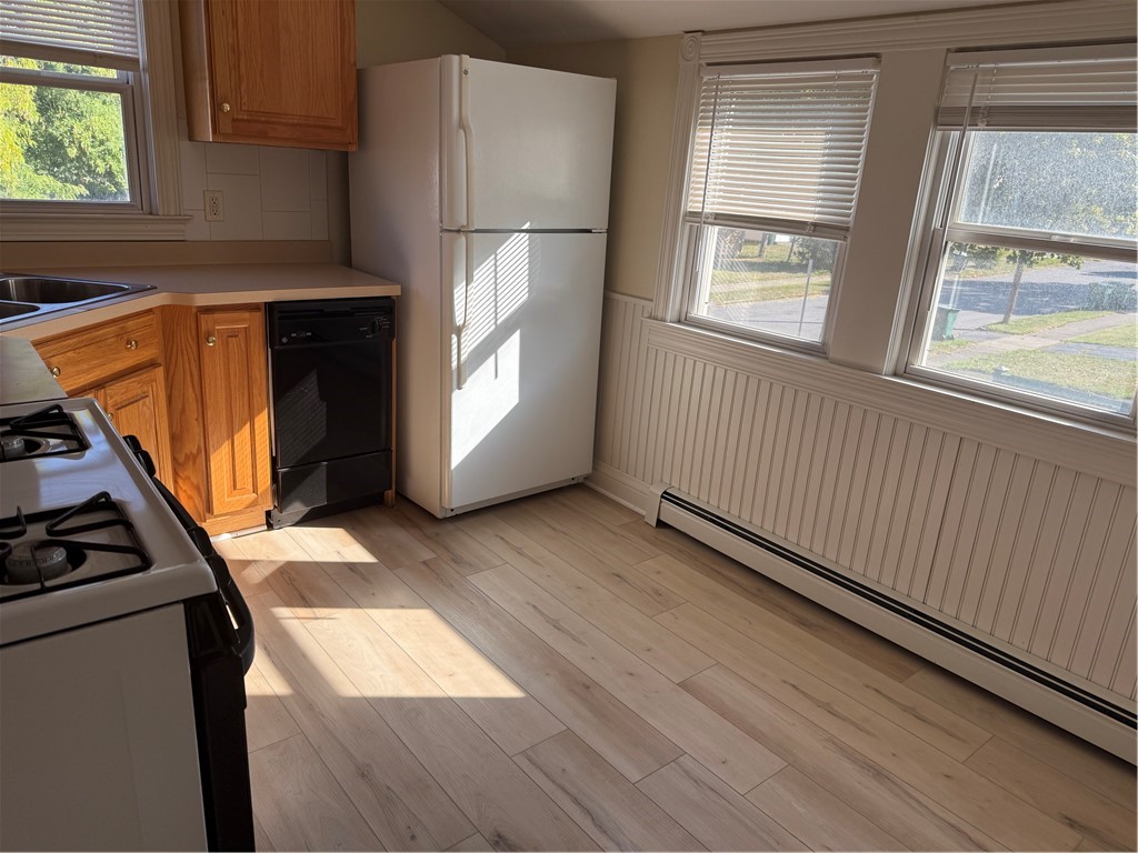 1698 Mt Hope Avenue Rochester, NY 14620 - Photo 3 of 10