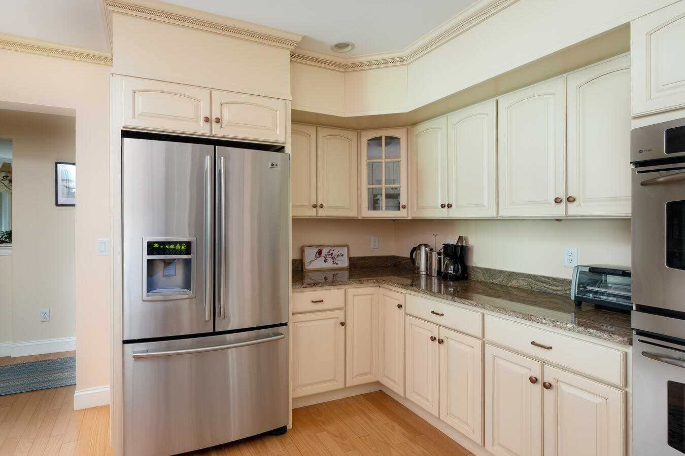 100 Shepard's Cove Road, Unit H207 Kittery, ME 03904 - Photo 19 of 41 Chef's Kitchen