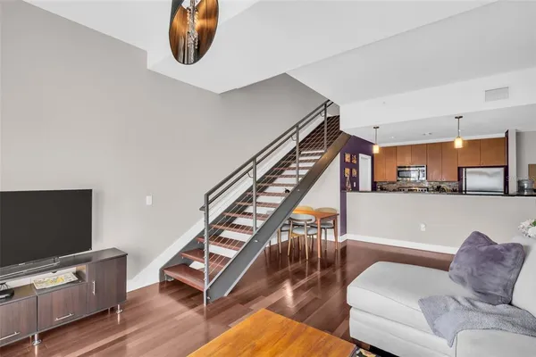 $649,950 | 1010 Central Avenue, Unit 417, St. Petersburg, FL 33705