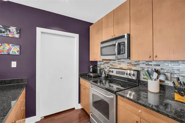 $649,950 | 1010 Central Avenue, Unit 417, St. Petersburg, FL 33705