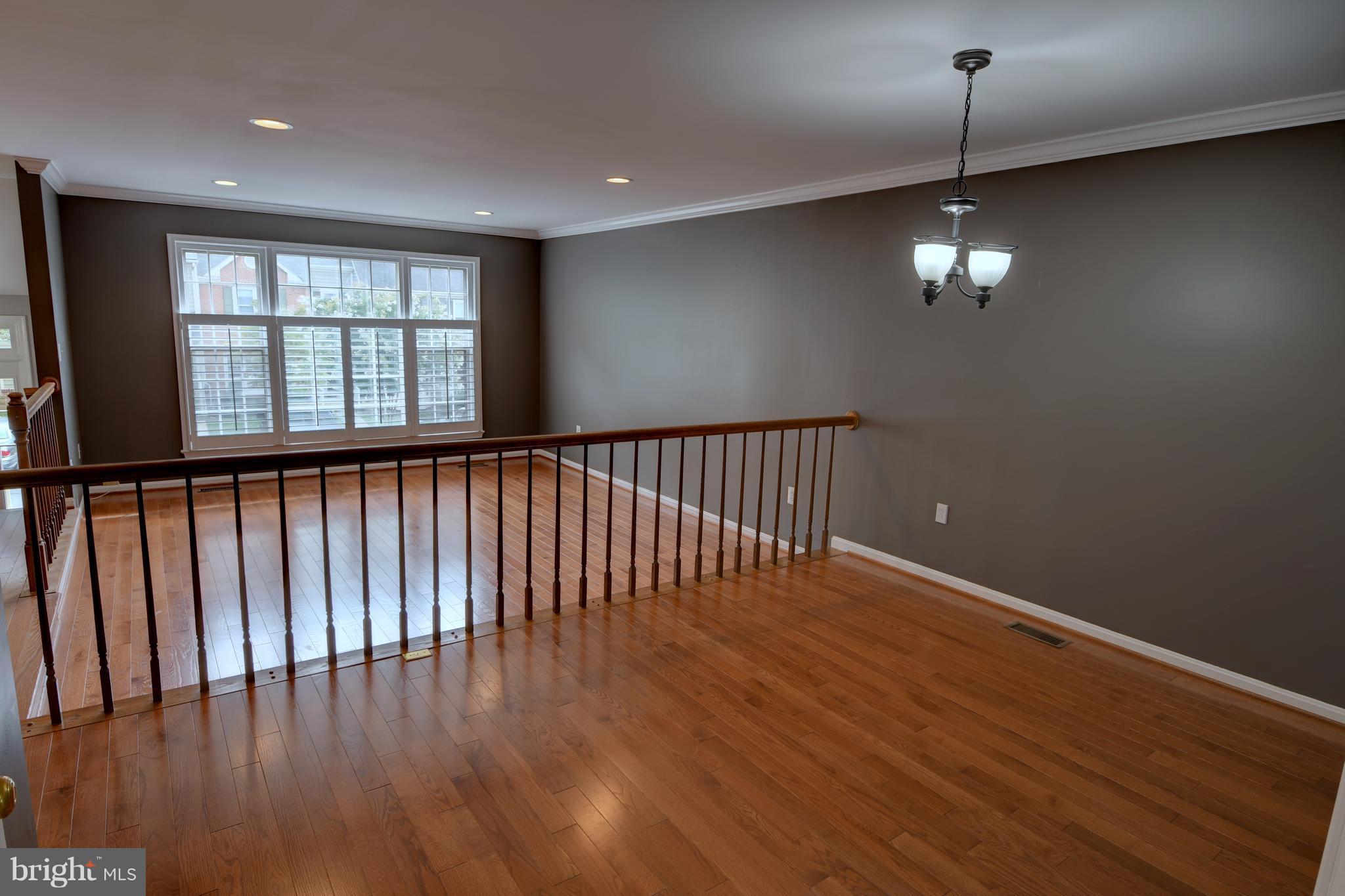 11809 Great Owl Circle Reston, VA 20194 - Photo 8 of 23 Living Room/Dining Room