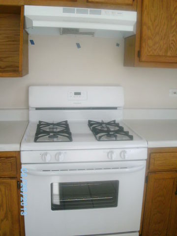 4006 Ridge Road Zion, IL 60099 - Photo 3 of 12