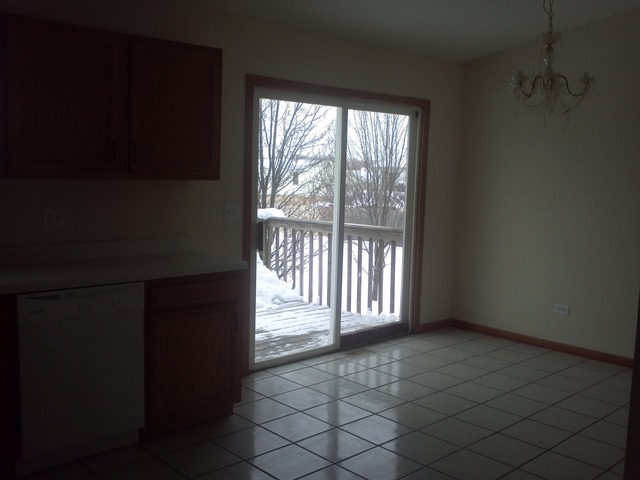 4006 Ridge Road Zion, IL 60099 - Photo 4 of 12