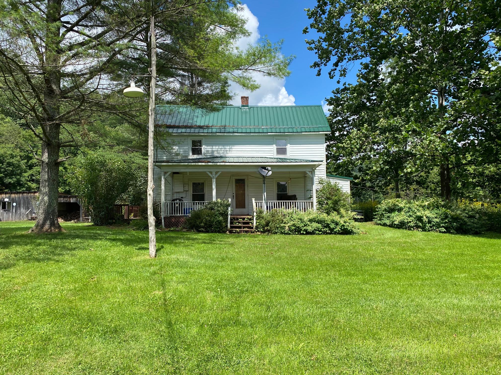 2628 Robins Fork Road Renick, WV 24966 - Photo 20 of 51 Gallery Image 20