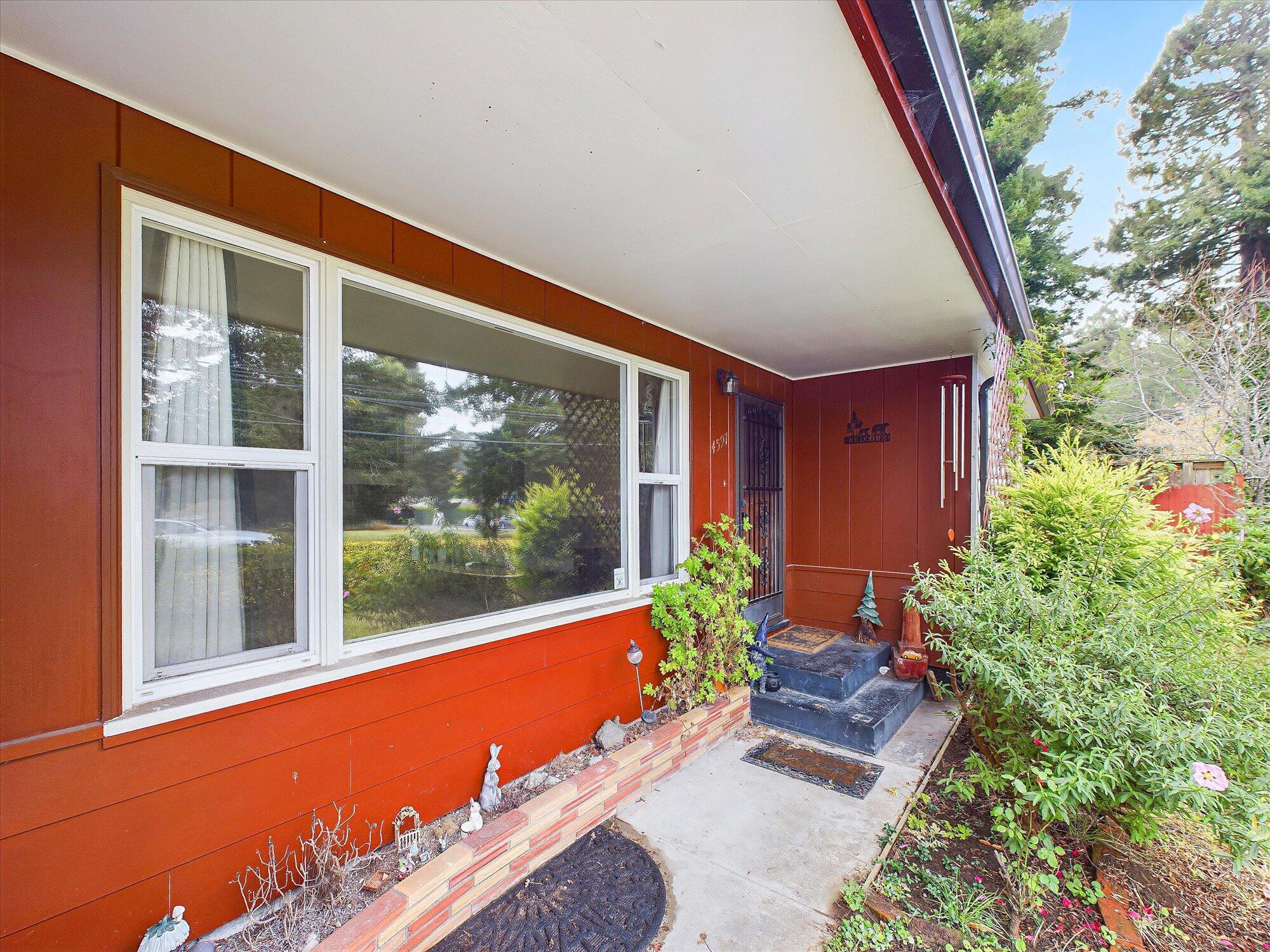 4597 Campton Road Eureka, CA 95503 - Photo 5 of 35 05-4597 Campton-105