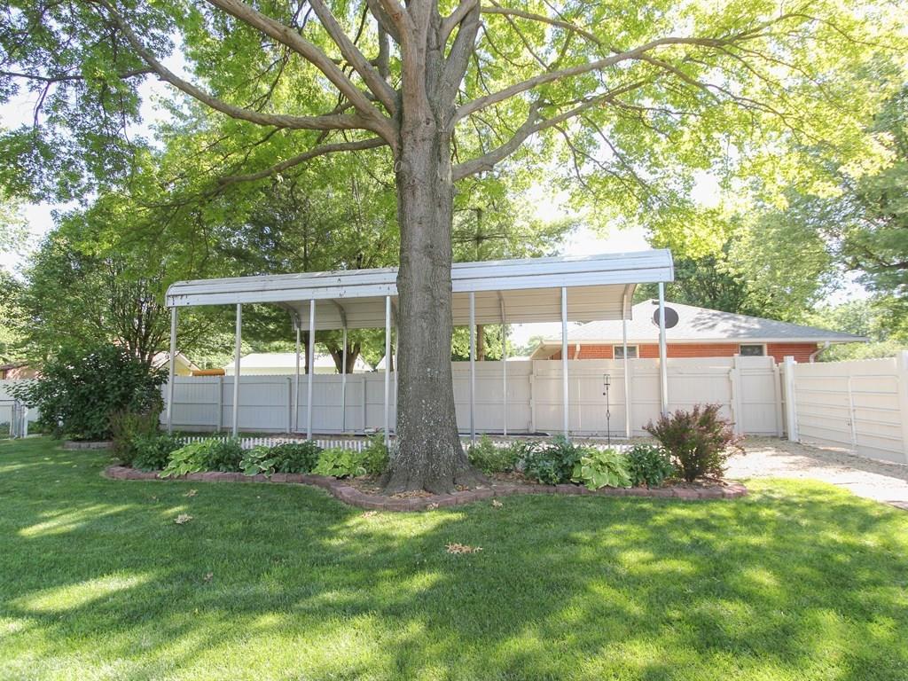 4237 Solun Road Indianapolis, IN 46221 - Photo 19 of 21 Gallery Image 19
