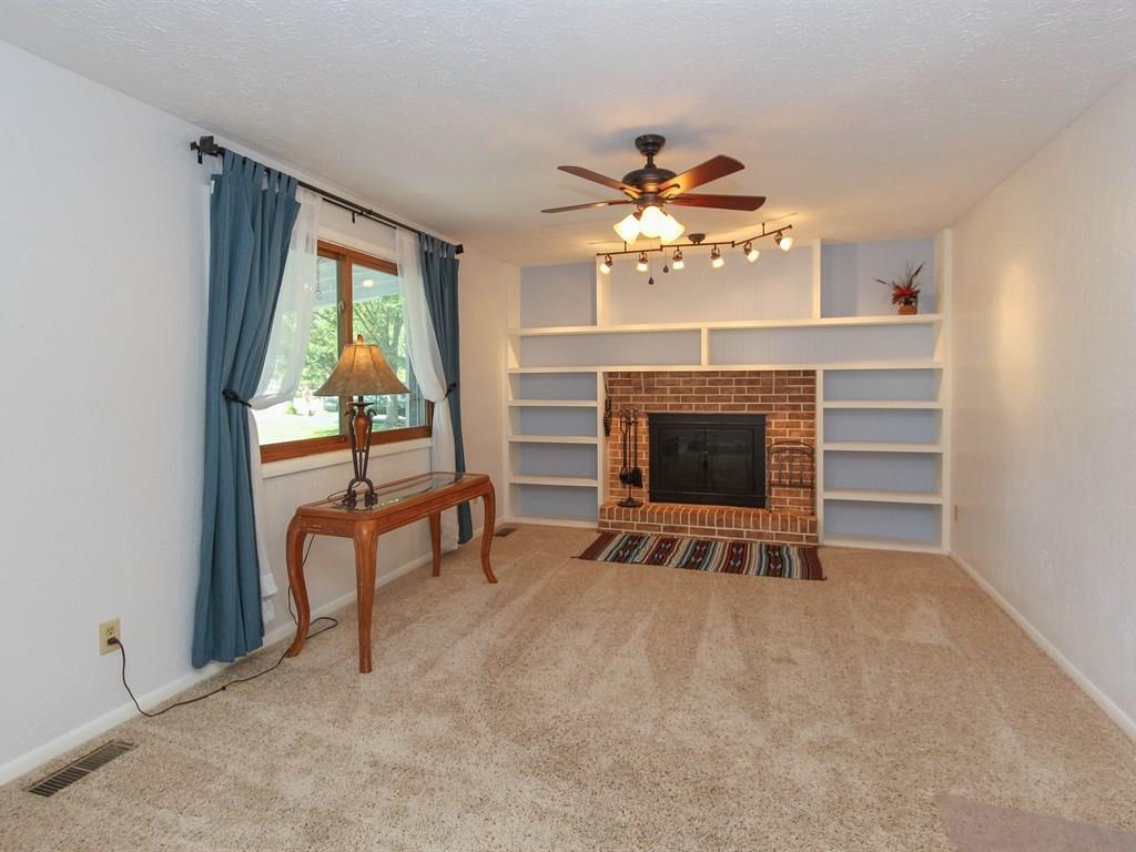 4237 Solun Road Indianapolis, IN 46221 - Photo 3 of 21 Gallery Image 3