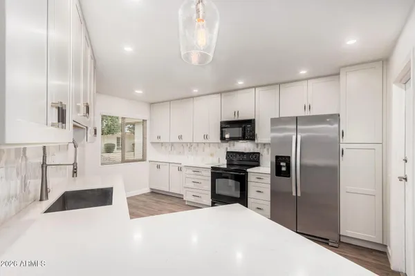 $1,750 | 16635 North 103rd Avenue, Sun City, AZ 85351