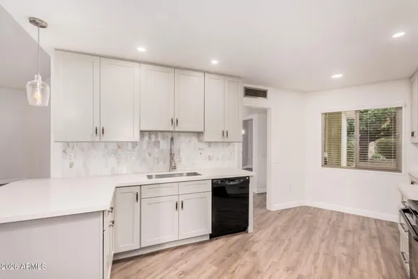 $1,750 | 16635 North 103rd Avenue, Sun City, AZ 85351