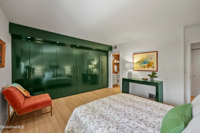 $548,000 | 19 Hawthorne Road, Unit 3B STABLES, Stockbridge, MA 01262