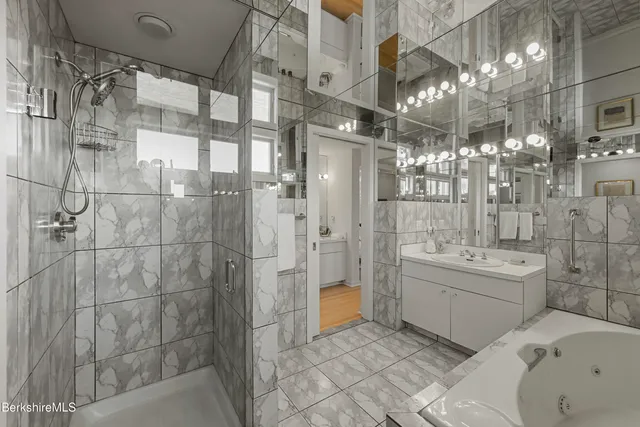 $548,000 | 19 Hawthorne Road, Unit 3B STABLES, Stockbridge, MA 01262